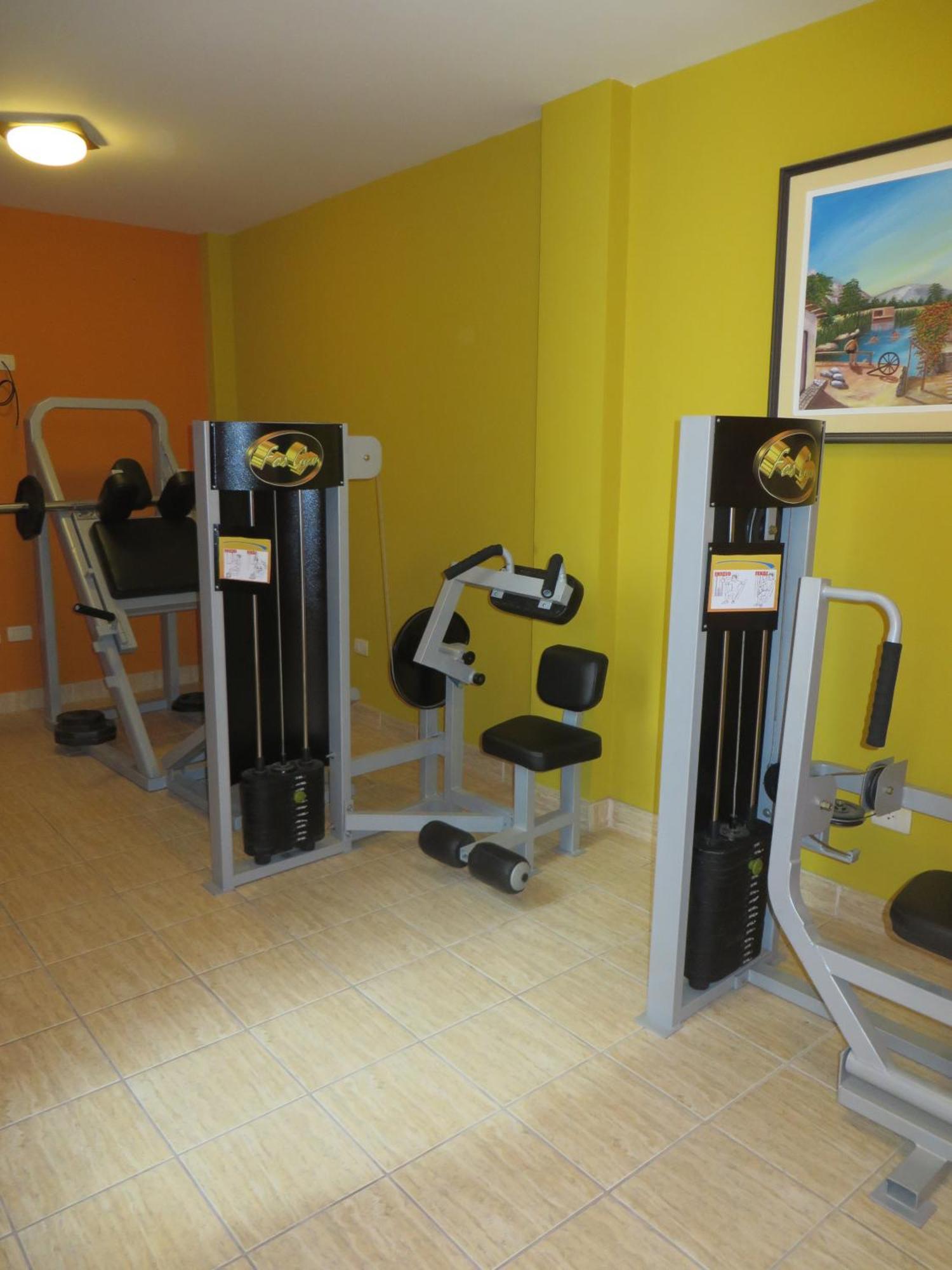 Hostal Hellen Ross Nazca Bagian luar foto