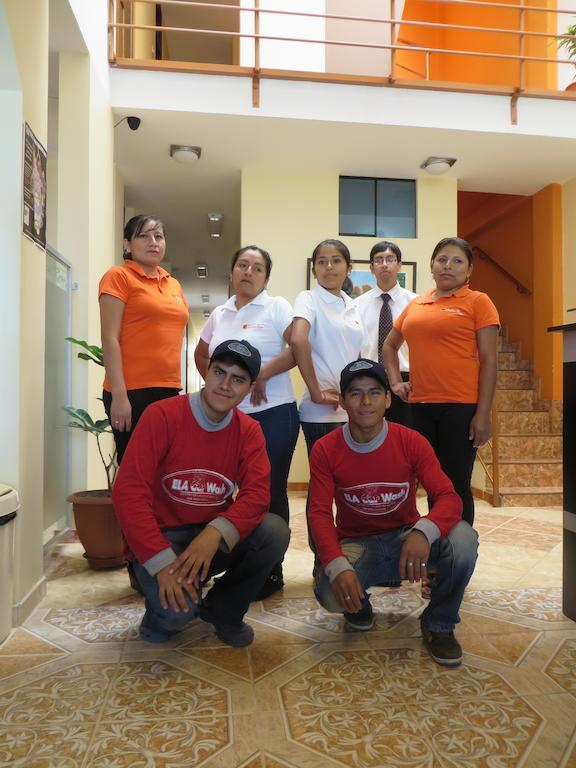 Hostal Hellen Ross Nazca Bagian luar foto