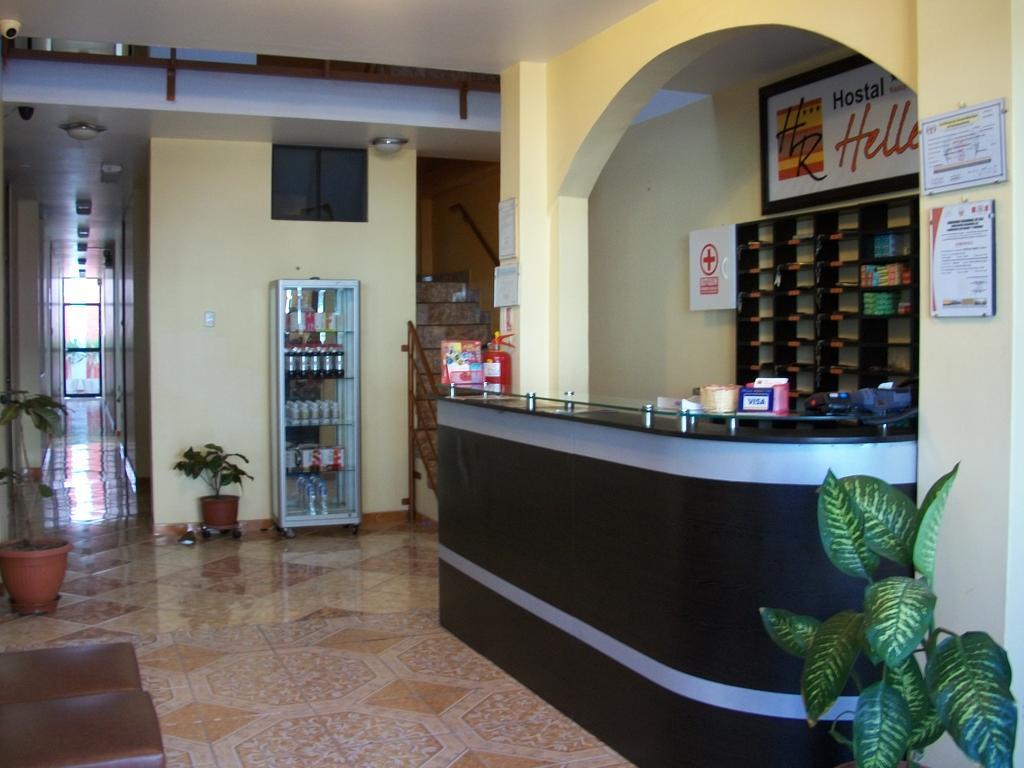 Hostal Hellen Ross Nazca Bagian luar foto